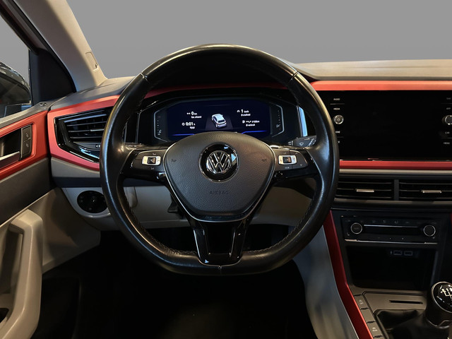 33263152-10.jpg